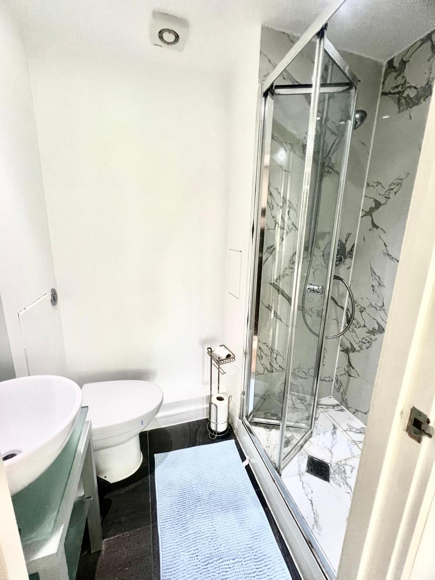 London Euston Luxury Apt Exterior foto